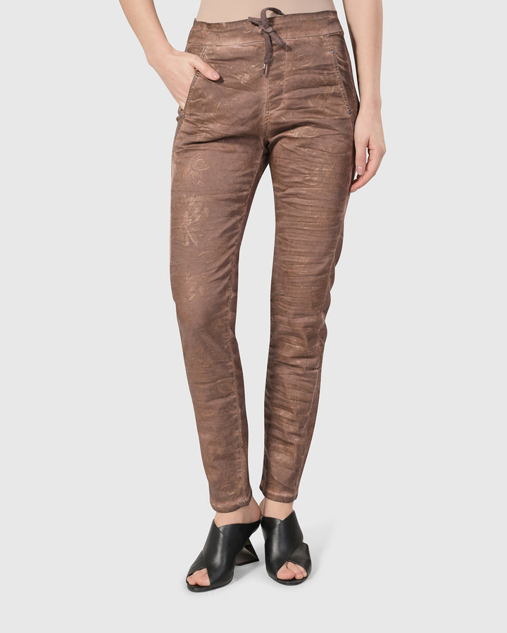 Distressed Iconic Stretch Jeans, Brown Wash